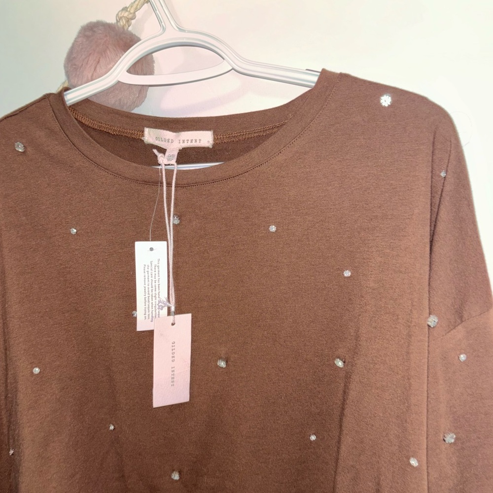 t shirt, brown with diamonds. BRAND NEW. definitely concert wearable ,
